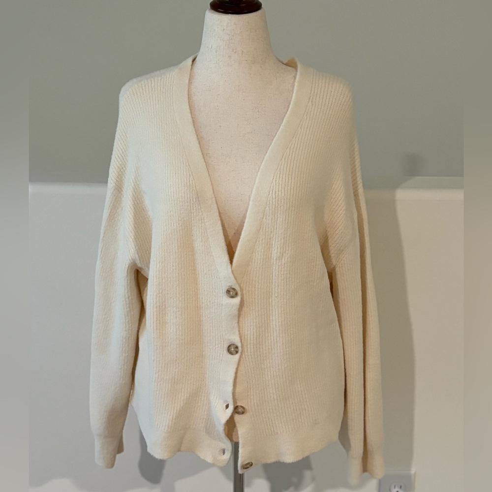 NWT American Eagle Cardigan